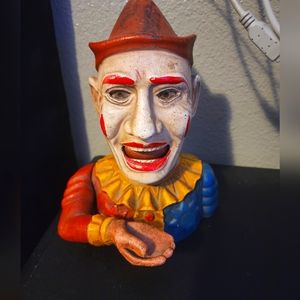 HUMPTY DUMPTY CLOWN Bank/ Moving Arm/Classic Iron